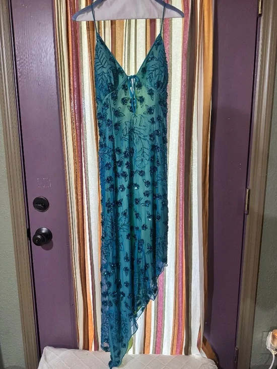 VNTG Caché 100% SILK Beaded Fairy Gown Y2K Teal Blue Handkerchief Hem SZ 6 - Picture 1 of 8